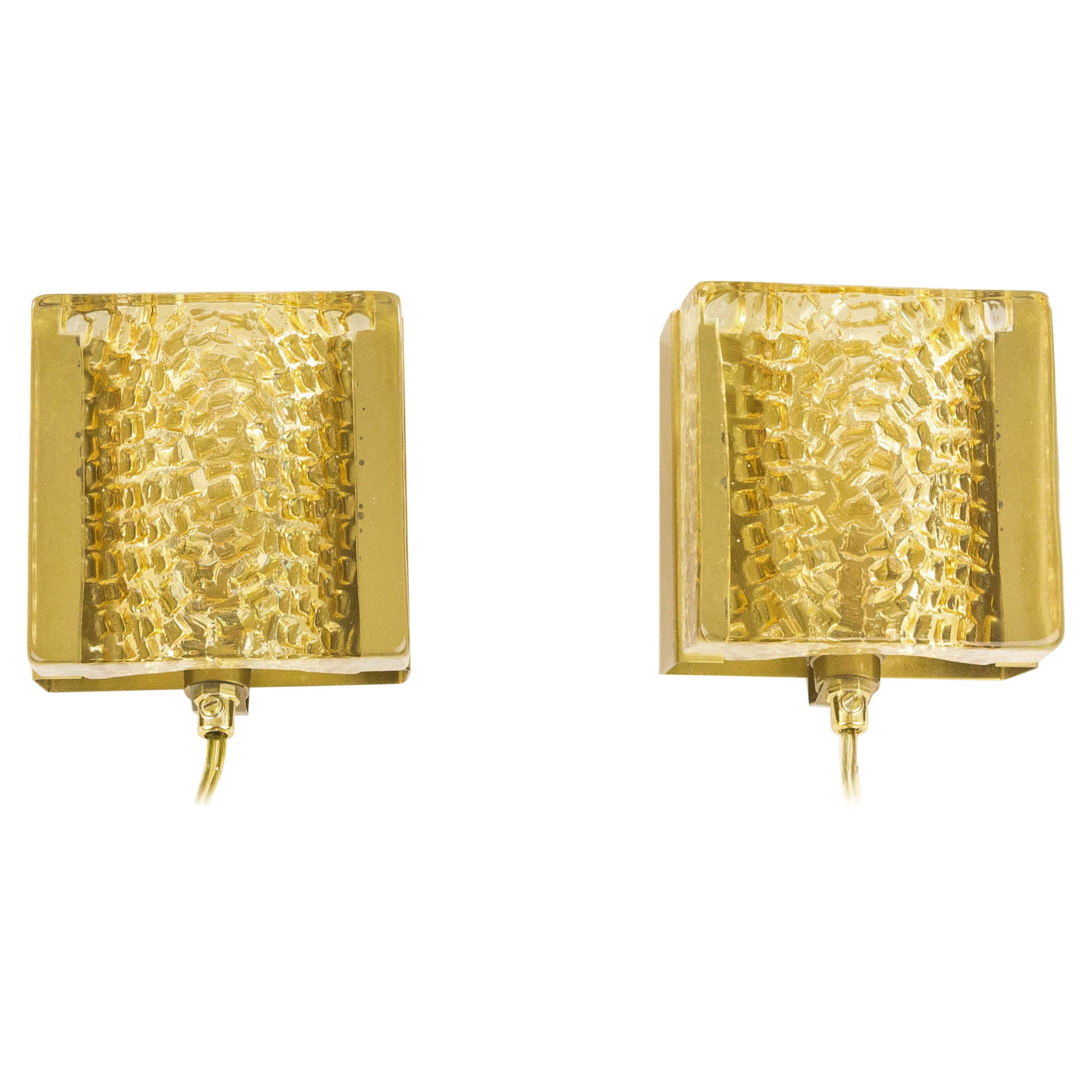 Pair of Kalmar glass and brass Wall lamps in gold by Vitrika, 1970s For Sale