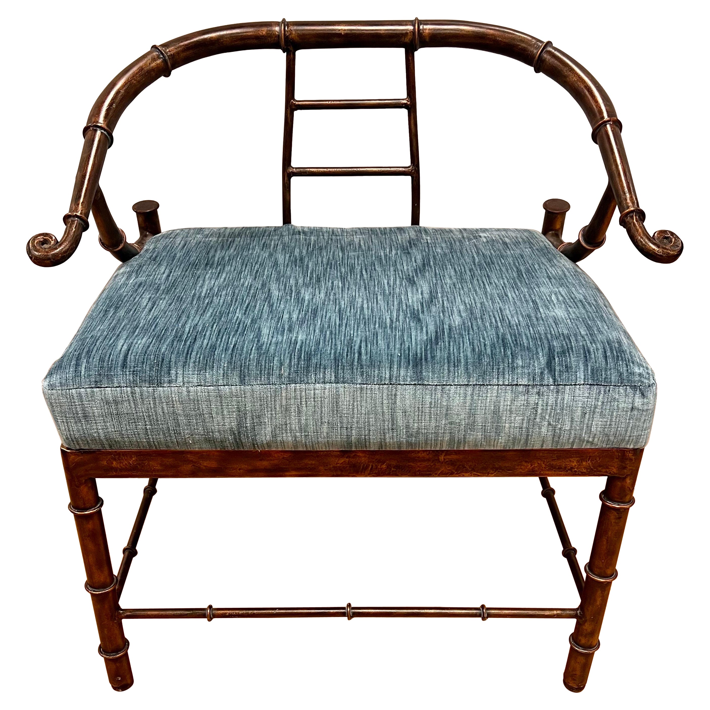 Chaise Chinoiserie en métal et faux bambou de Pengelly Mastercraft avec velours bleu ciel en vente