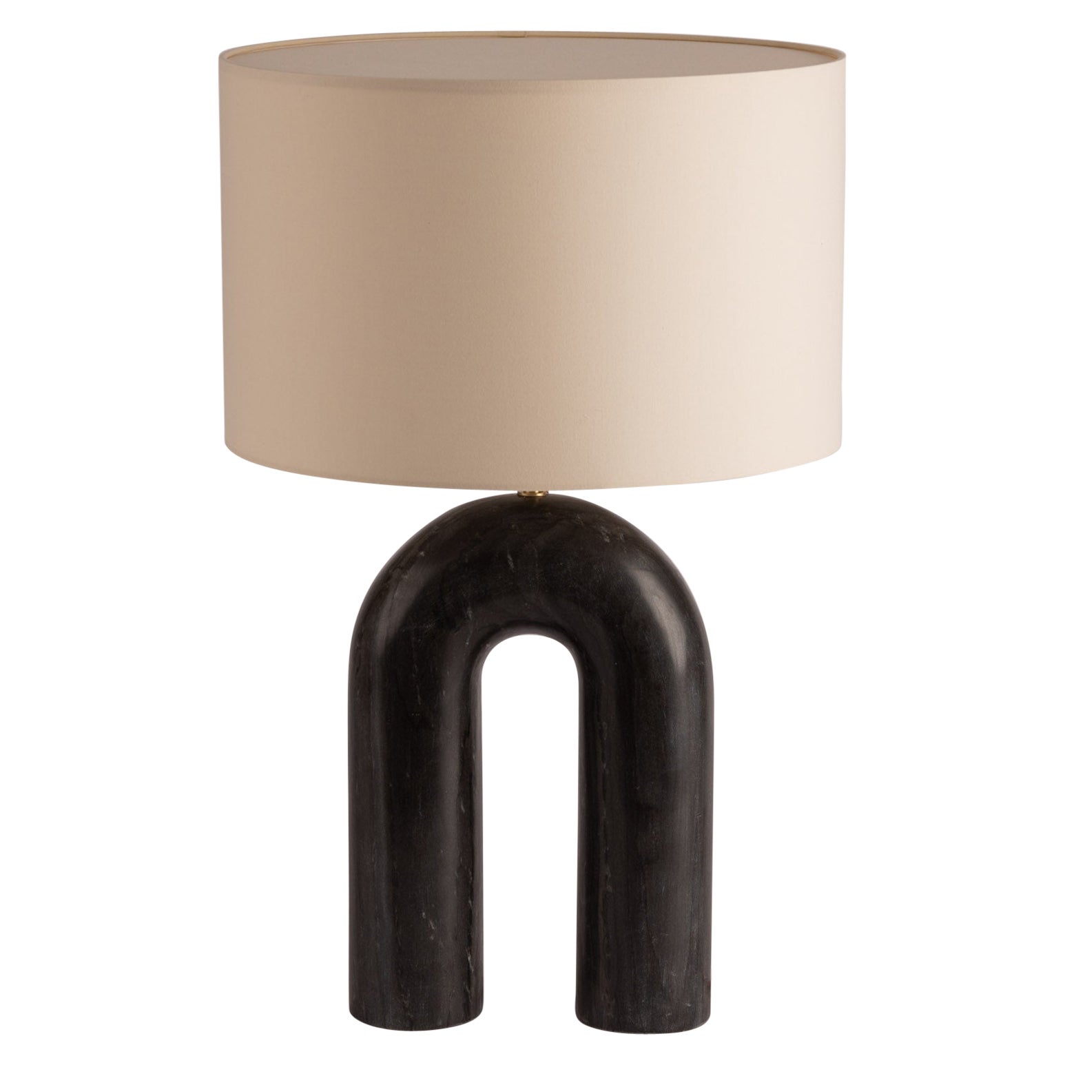 Lámpara de mesa Arko de mármol negro de Simone & Marcel