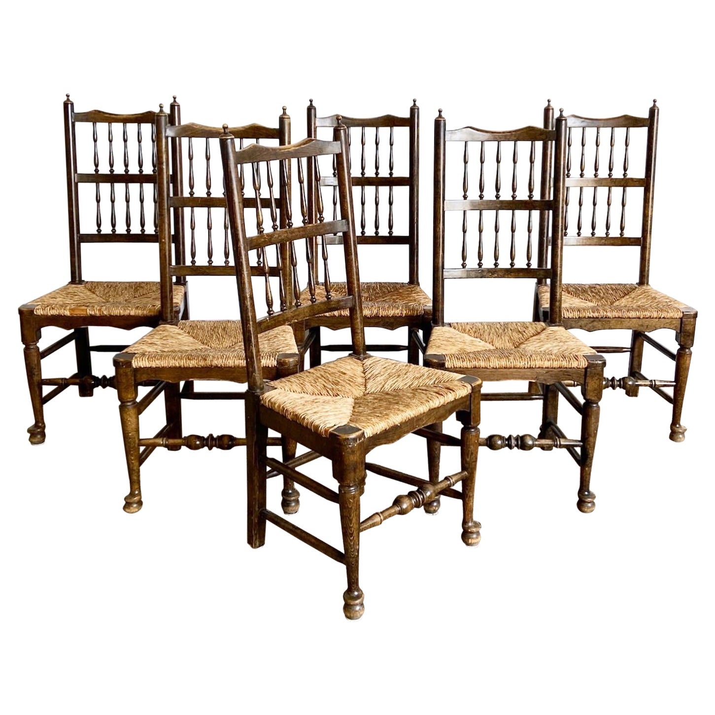 Chaises de salle à manger en bois avec dossier en fuseau et assise en jonc - Lot de 6 en vente