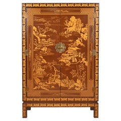 Drexel Hollywood Regency Chinoiserie Lacquered and Gold Gilt Lit Bar Cabinet
