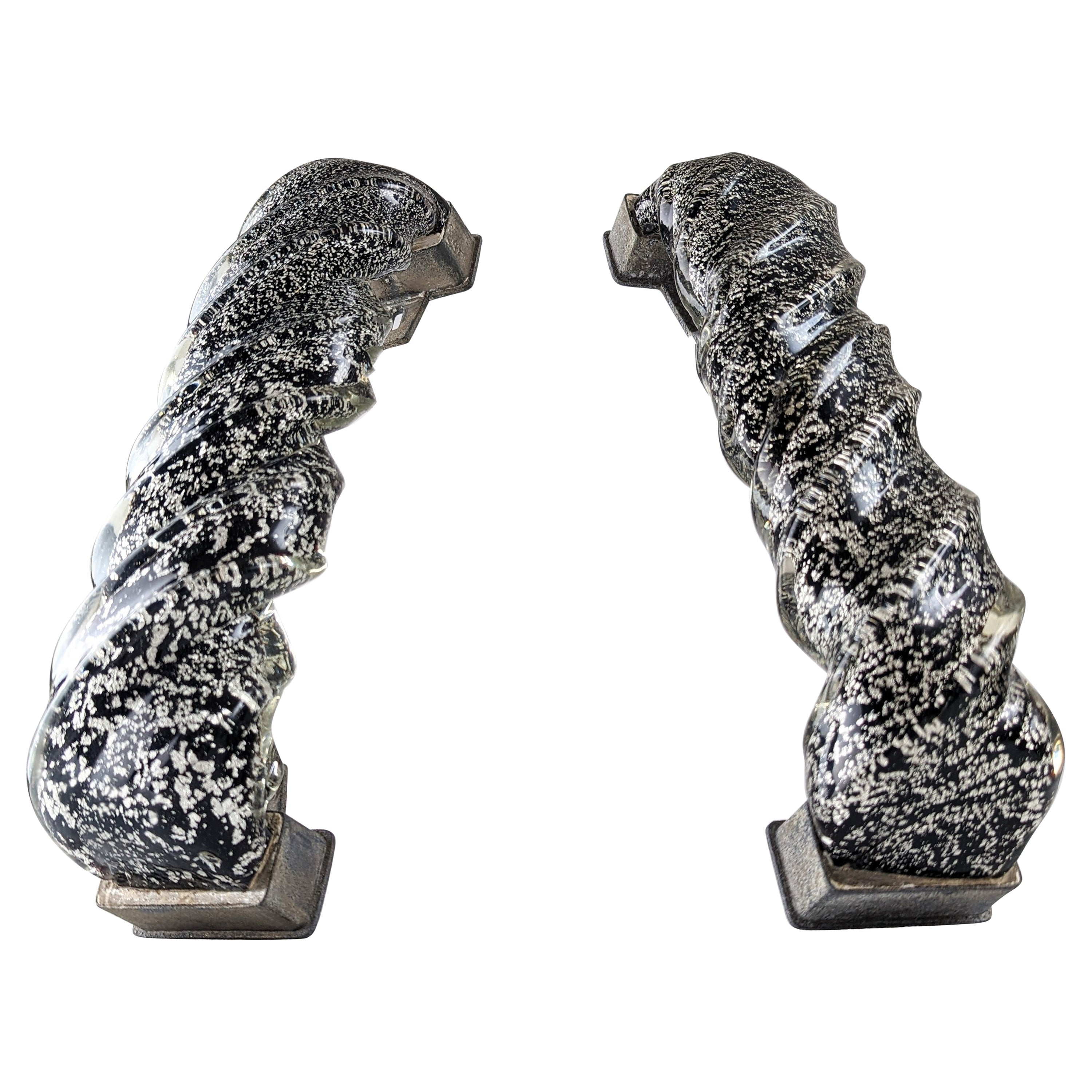 Paire de poignées de porte en spirale en verre de Murano et argent des années 1960 en vente