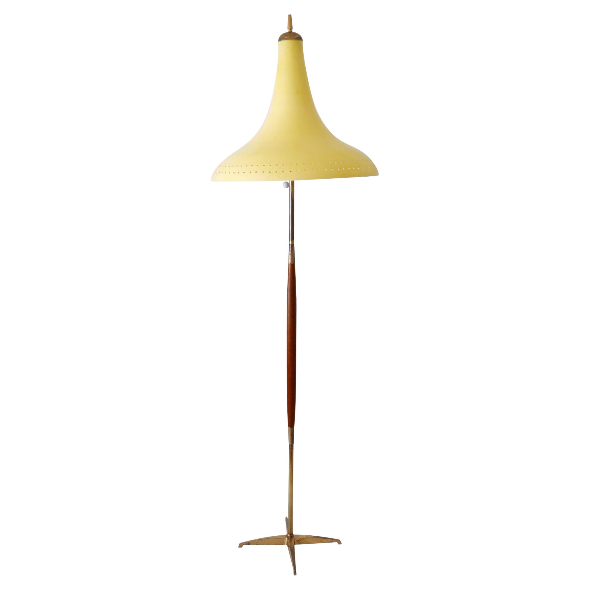 Rara ed elegante lampada da terra o piantana della metà del secolo scorso Austria 1960