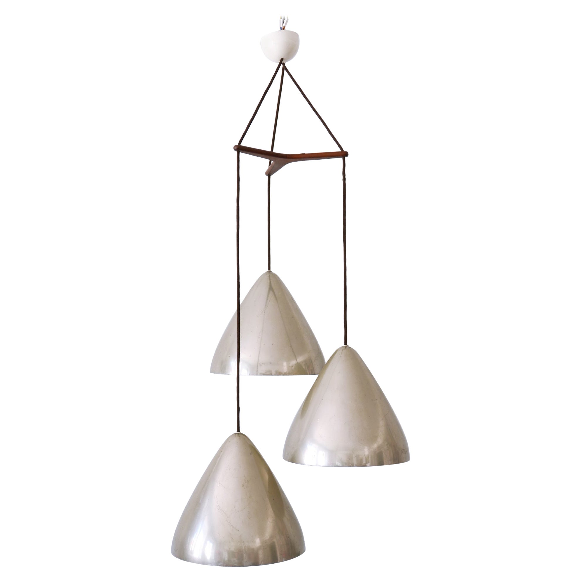 Elegante lampe à suspension Cascade par Lisa Johansson-Pape pour Orno Finland 1960s en vente