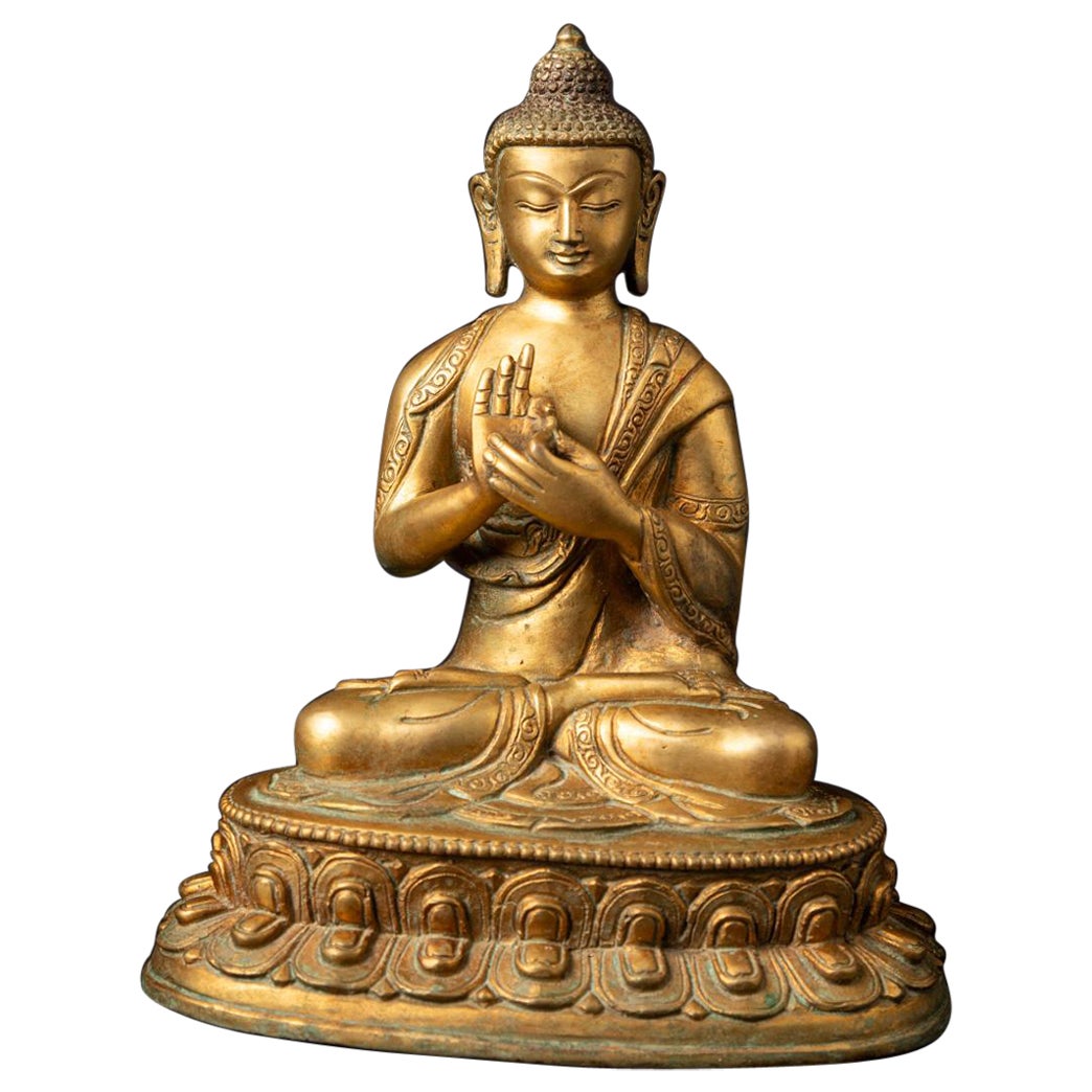 Mid20th century Old bronze Nepali Buddha statue For Sale at 1stDibs