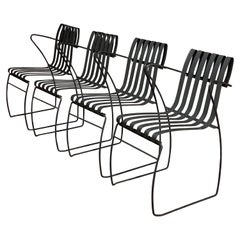 Ensemble de quatre chaises empilables en métal à la manière de Nanna et Jorgen Ditzel