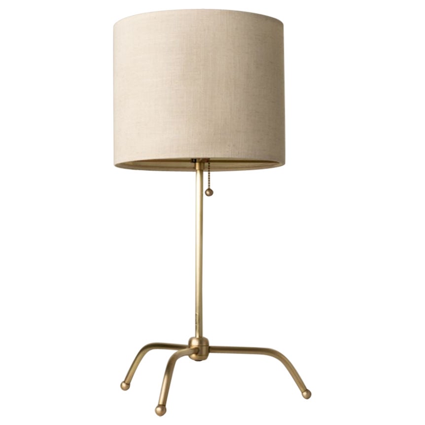 Spider Short Legs Table Lamp by Isabel Moncada