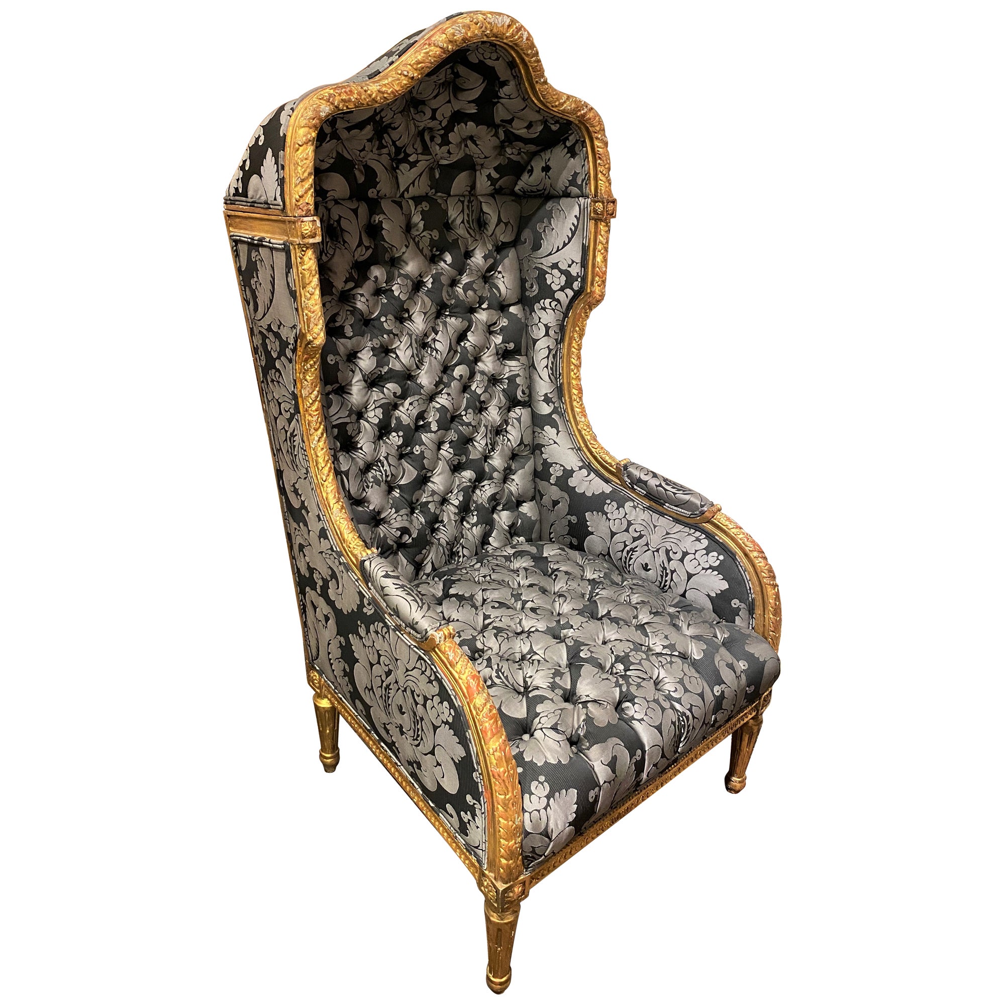 Chaise à porteurs ou Hood's en bois doré de style Louis XVI avec tapisserie d'ameublement touffetée