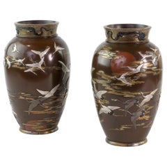 Vases japonais fascinants en bronze et métal mélangé