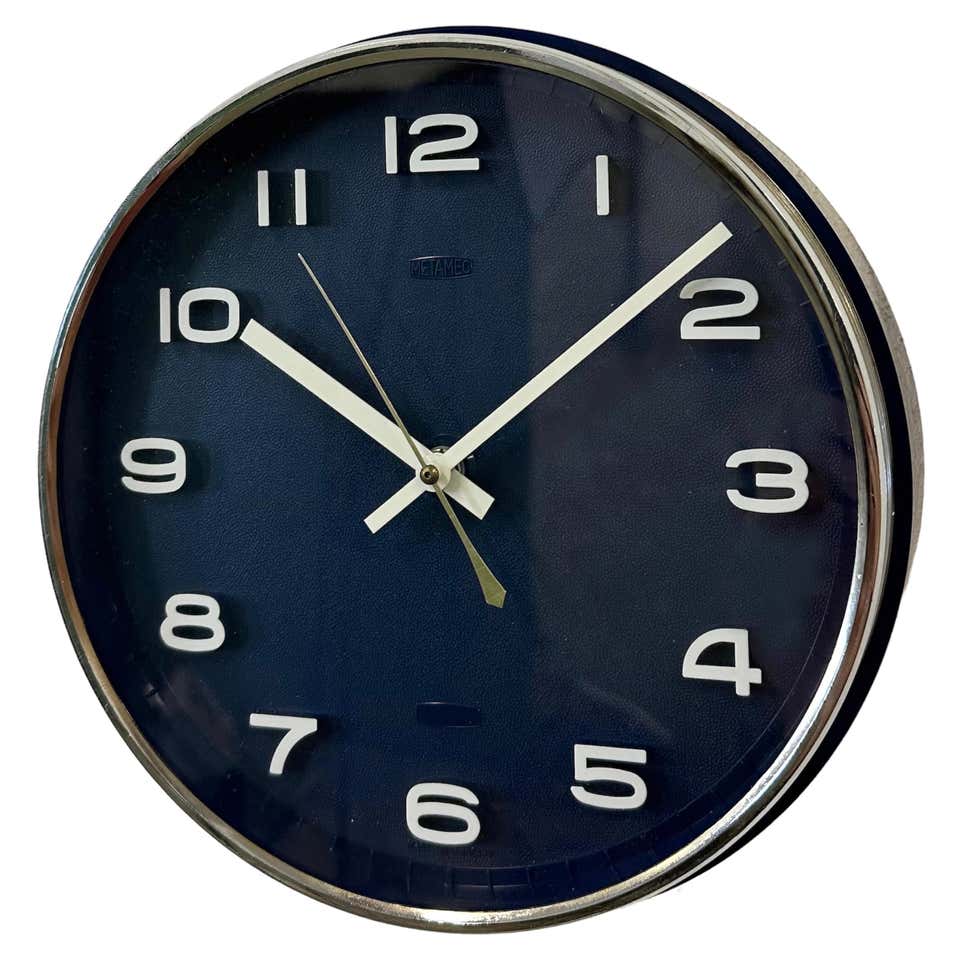 Plastic Clocks - 343 For Sale at 1stDibs | plastic clock face
