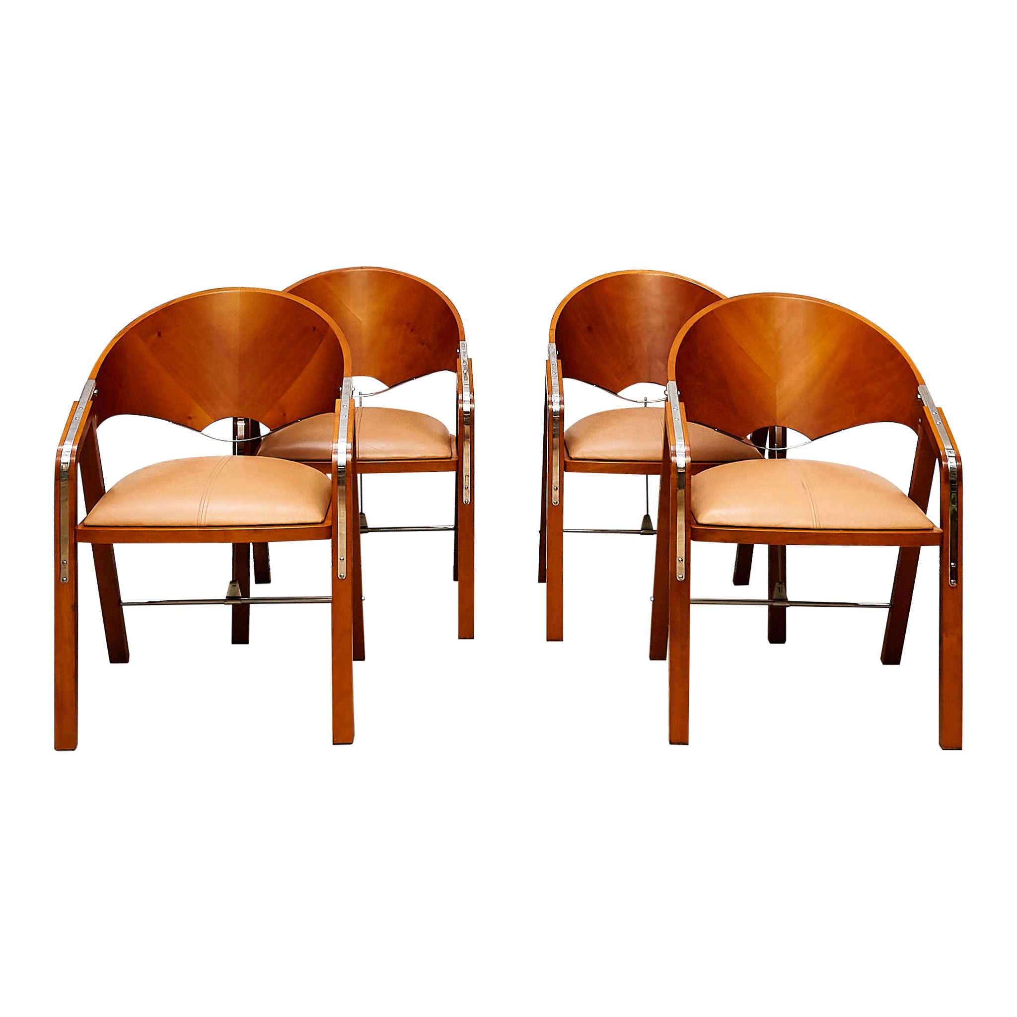 The Vintage 'Spinnaker' Chairs de Jamie Tresserra - Bois, Métal et Cuir en vente