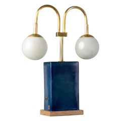 Lampe de bureau Yeye bleue par Isabel Moncada