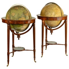 Paire de globes de style Régence en acajou de 21 pouces par J&W Cary, datés de 1799 et 1819