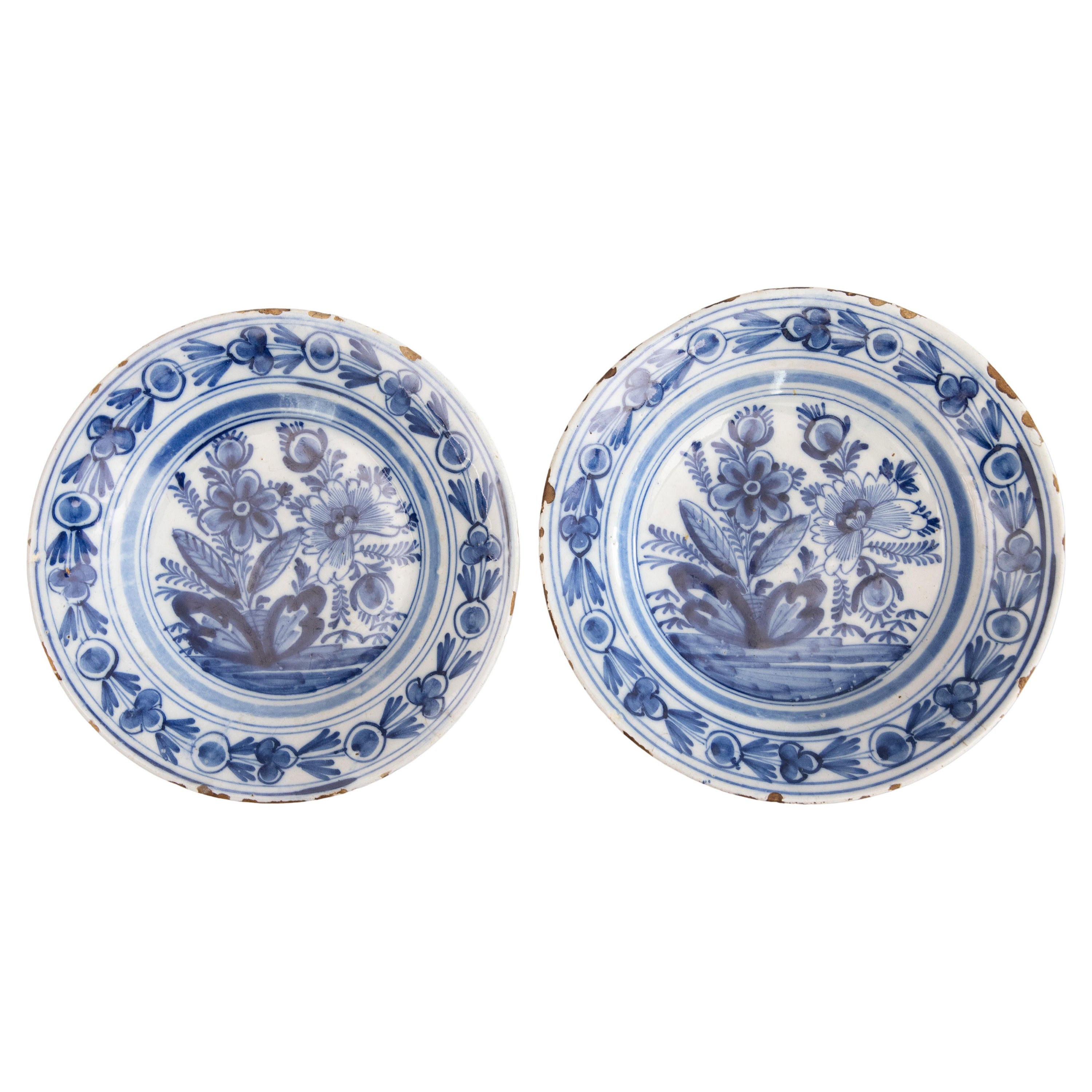 Pair of 18th Century Dutch Delft Faience Floral Plates For Sale