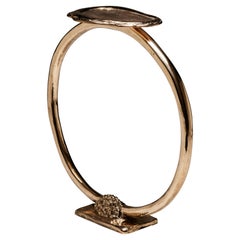 Console contemporaine à anneau en bronze doré polonais par Colo, France