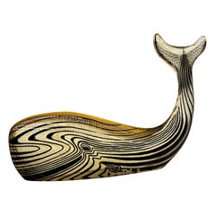 Escultura cinética moderna brasileña de una ballena en resina, Abraham Palatinik, años 60