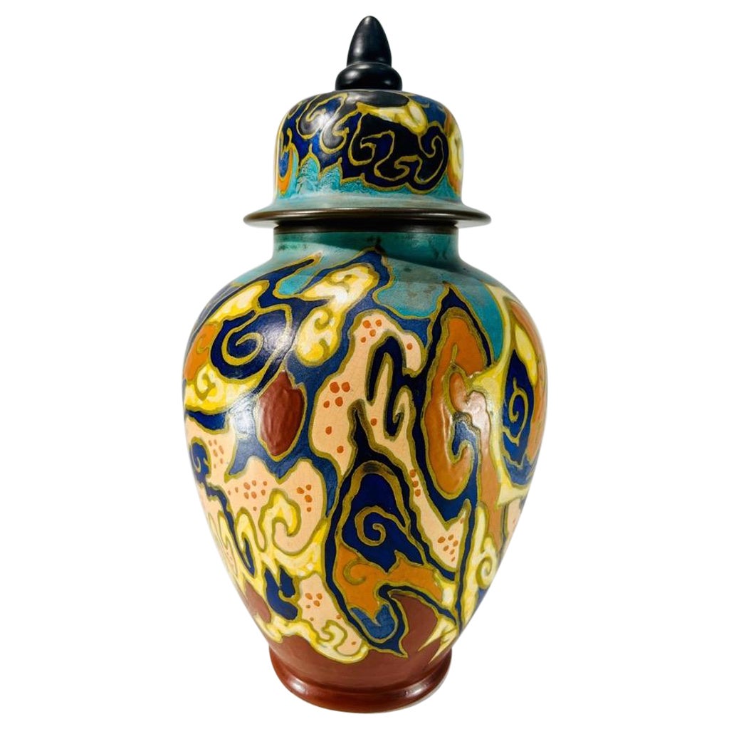 Gouda Dutch potiche Art Nouveau in porcelain circa 1900