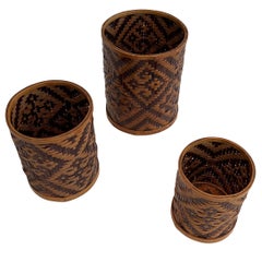 Set of 3 straw marquetry pen pots. Pots can fit into each other. French work.