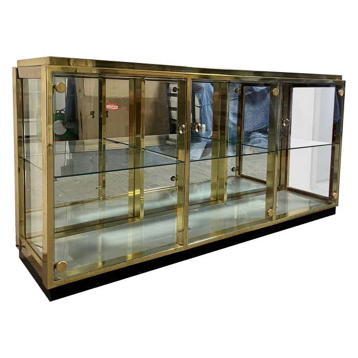 Regency Brass Mirrored Display Case at 1stDibs