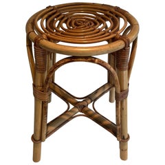 Tabouret en rotin. Travail français. Circa 1950