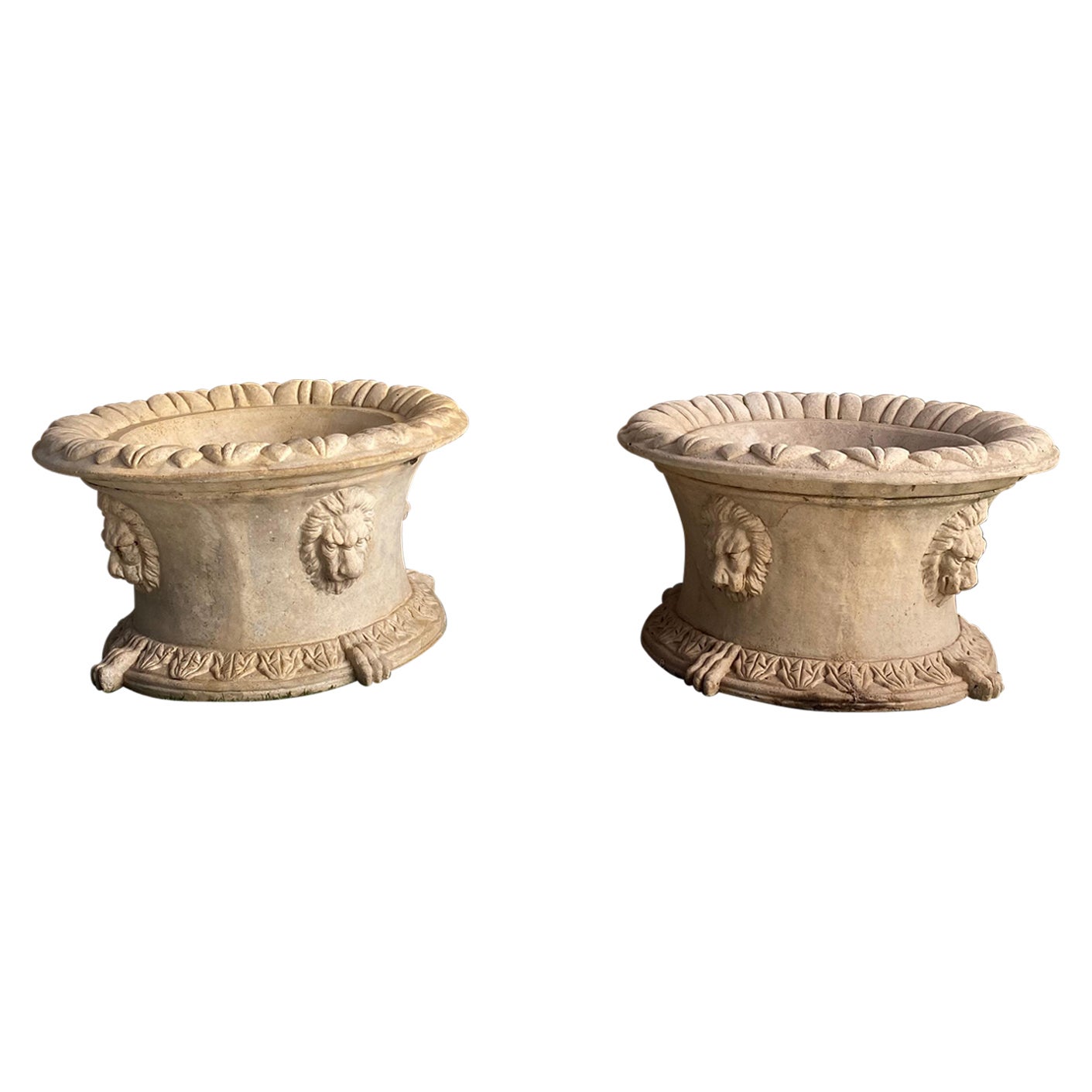 1940s Beige Cast Stone Large Round Neoclassical Style Lion Planters, Set of 4 For Sale