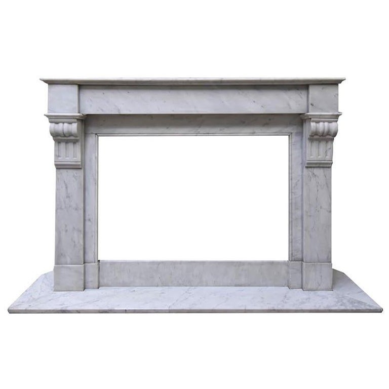 Carrara marble firplace mantel 19th Century For Sale