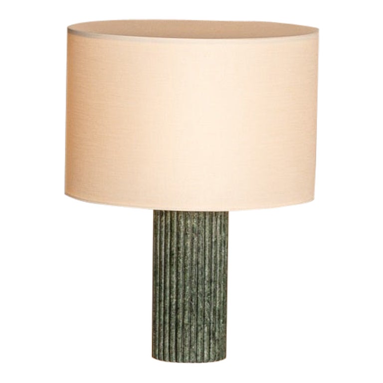 Flutita-Tischlampe aus grünem Marmor von Simone & Marcel im Angebot
