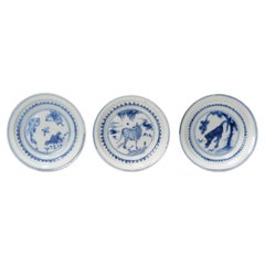 Antique Set of 3 Chinese Porcelain Kosometsuke Plates Tiger & Horse, ca 1600-1660