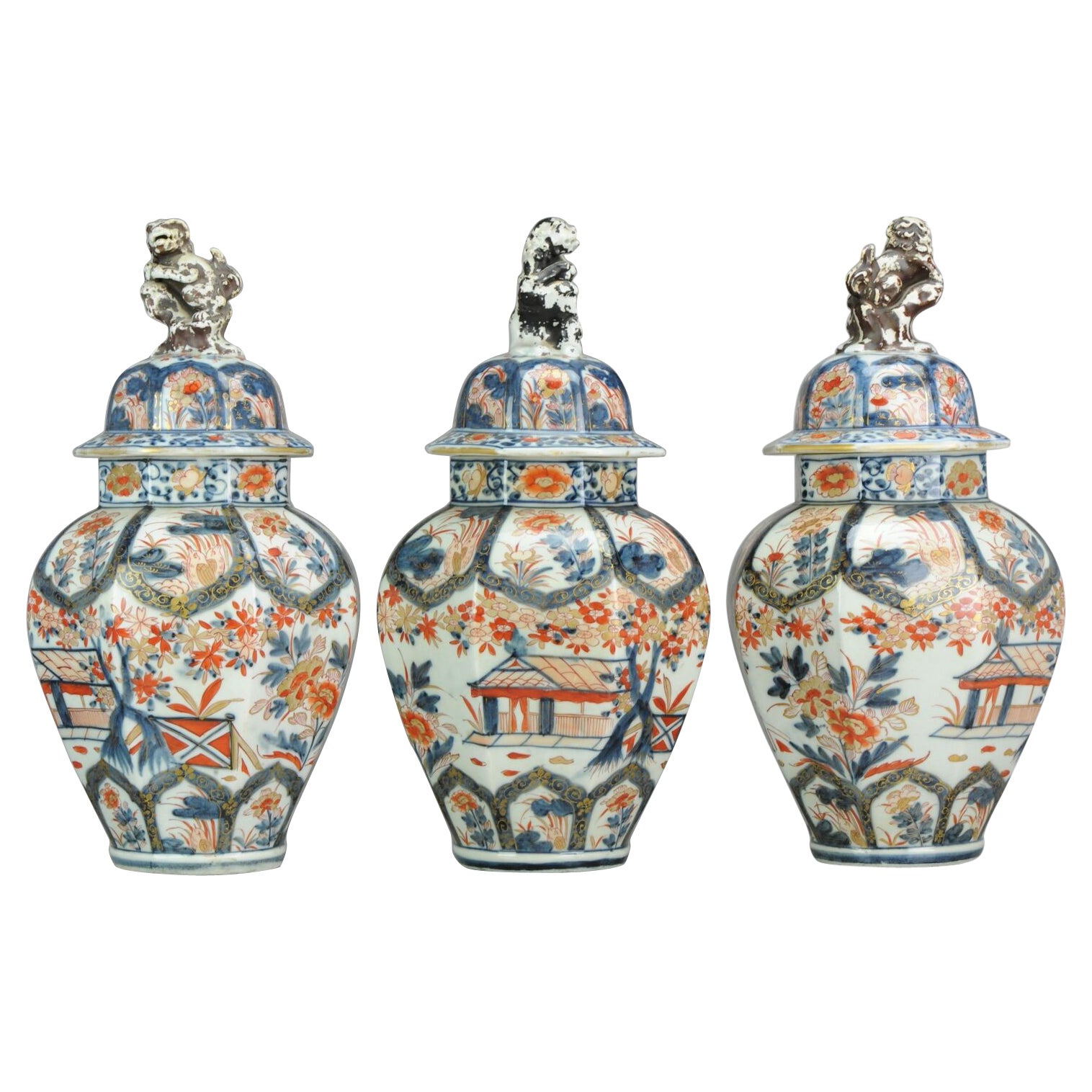 Antique Japanese Imari Garniture Set Colorfull Vases Japan Foo Dog, 18th Century For Sale
