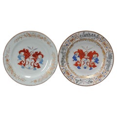 Ensemble de 2 très rares plats anciens en porcelaine chinoise à bras d'A Adriaan Valckenier