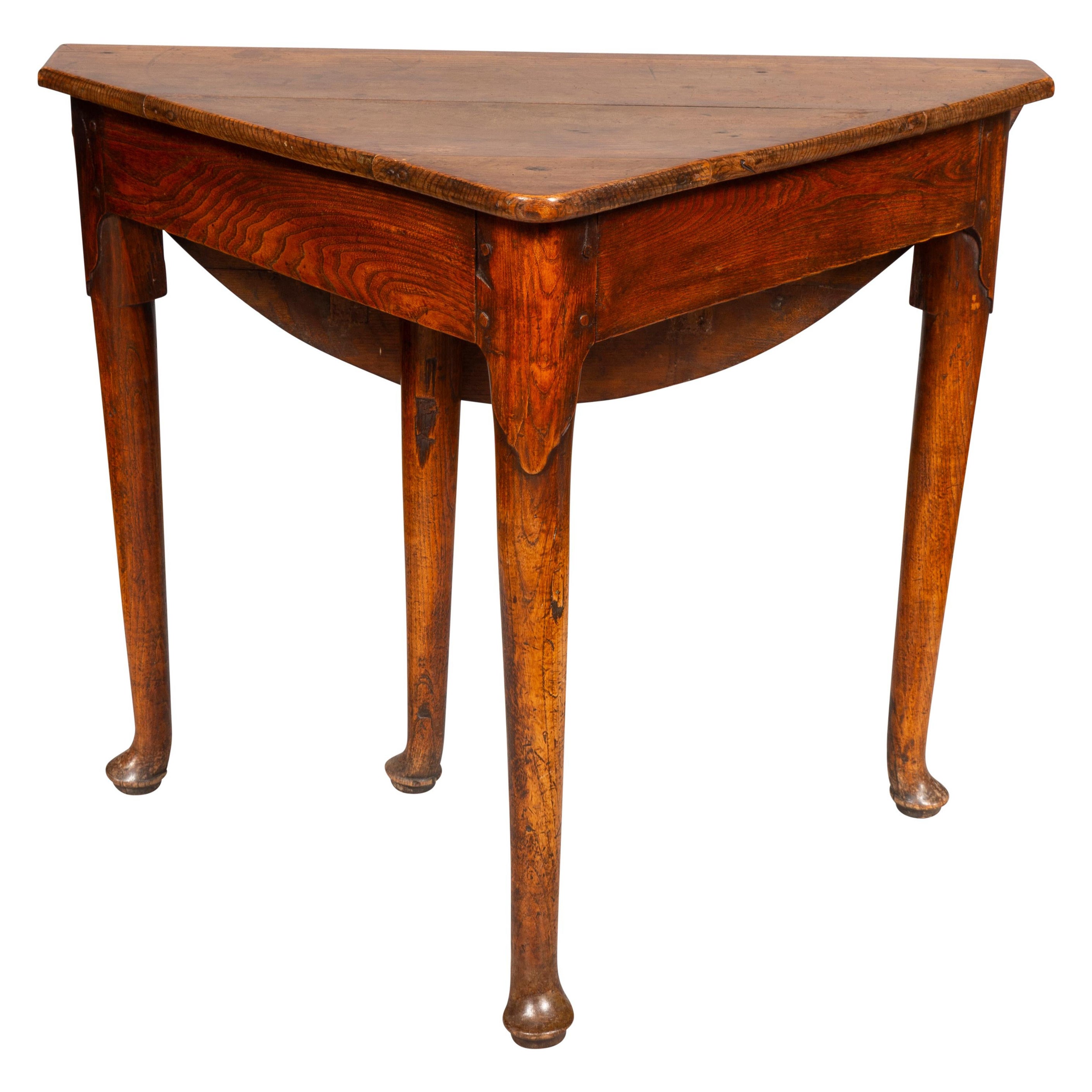 III Provincial Oak Corner Table For Sale at 1stDibs