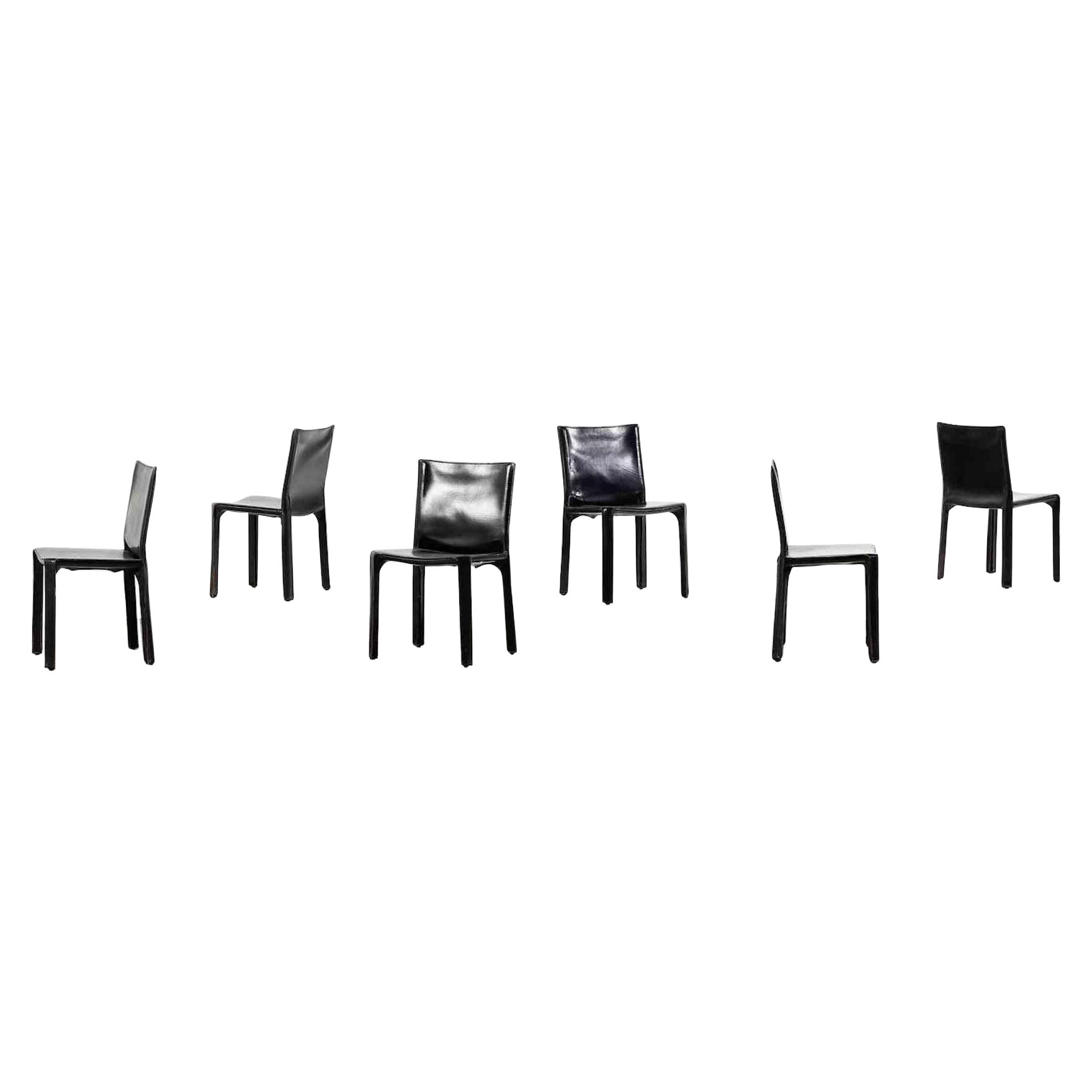 Six CAB 412 chairs by Mario Bellini for Cassina, Italy 1977.

Original manufacturing mark.

Metal and Leather. 

Ref: Giuliana Gramigna, Repertorio del design italiano 1950- 2000, Torino, 2003, p. 247.

Cm 47,00 x 82,00 x 45,00.

Very god condition.