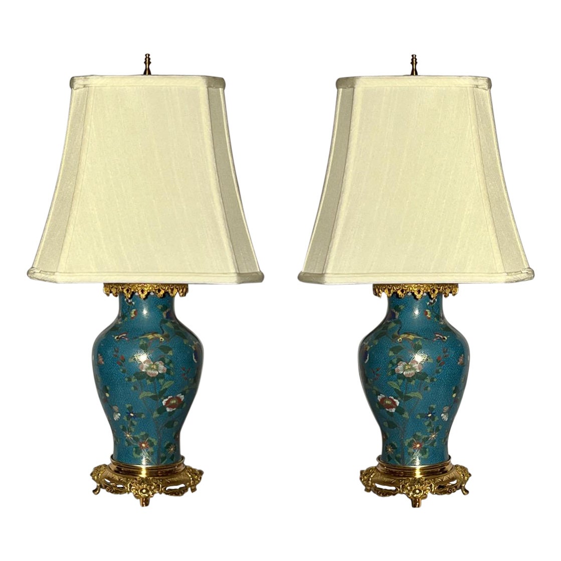 Paire de lampes anciennes en cloisonné d'origine française vers 1890