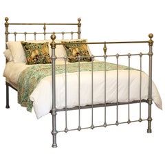 Double Brass and Iron Antique Bed in Green and Gold MD147