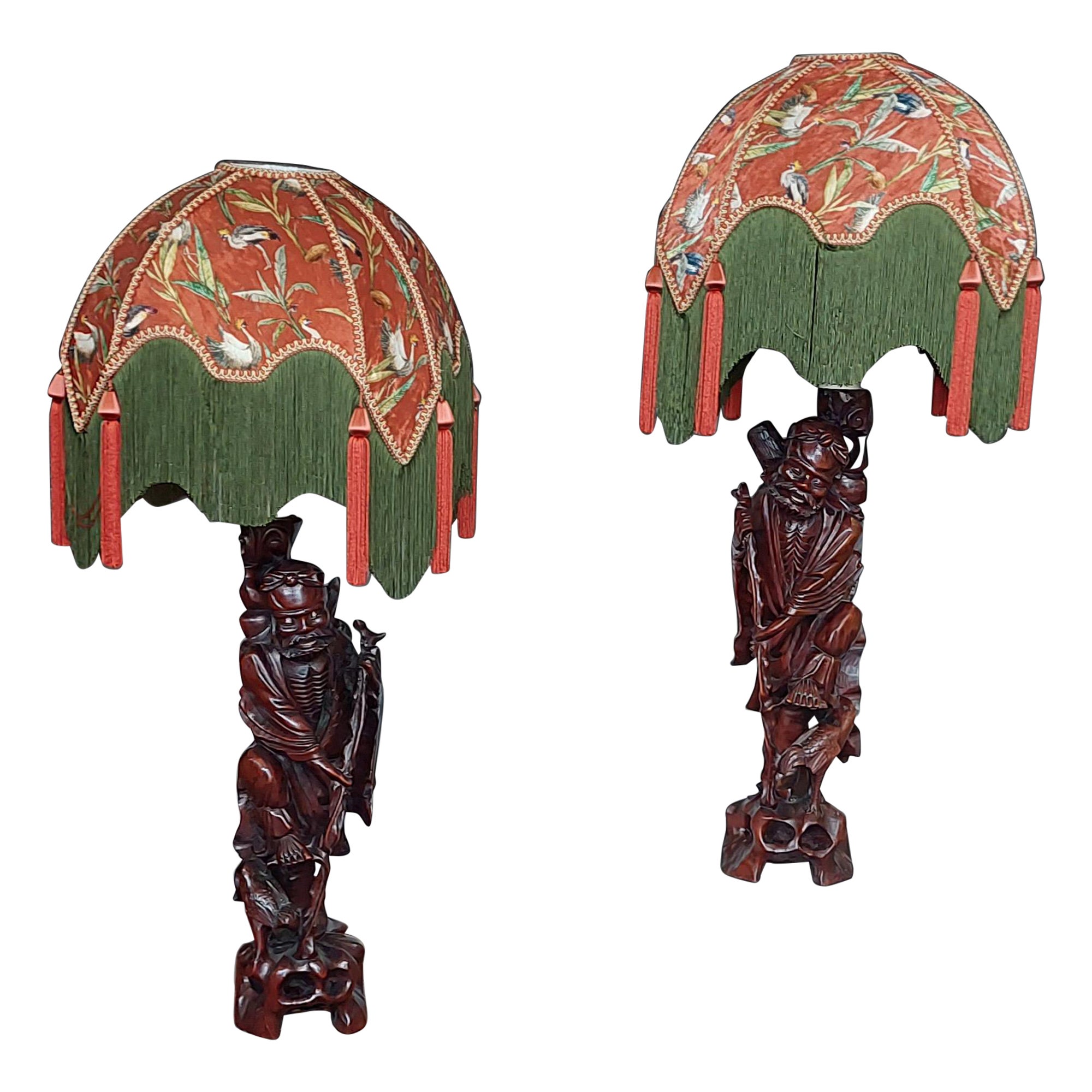 Paar chinesische figurale Lampensockel aus geschnitztem Wurzelholz im Angebot