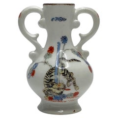 Antique Meissen porcelain miniature vase, Kakiemon, c. 1735.