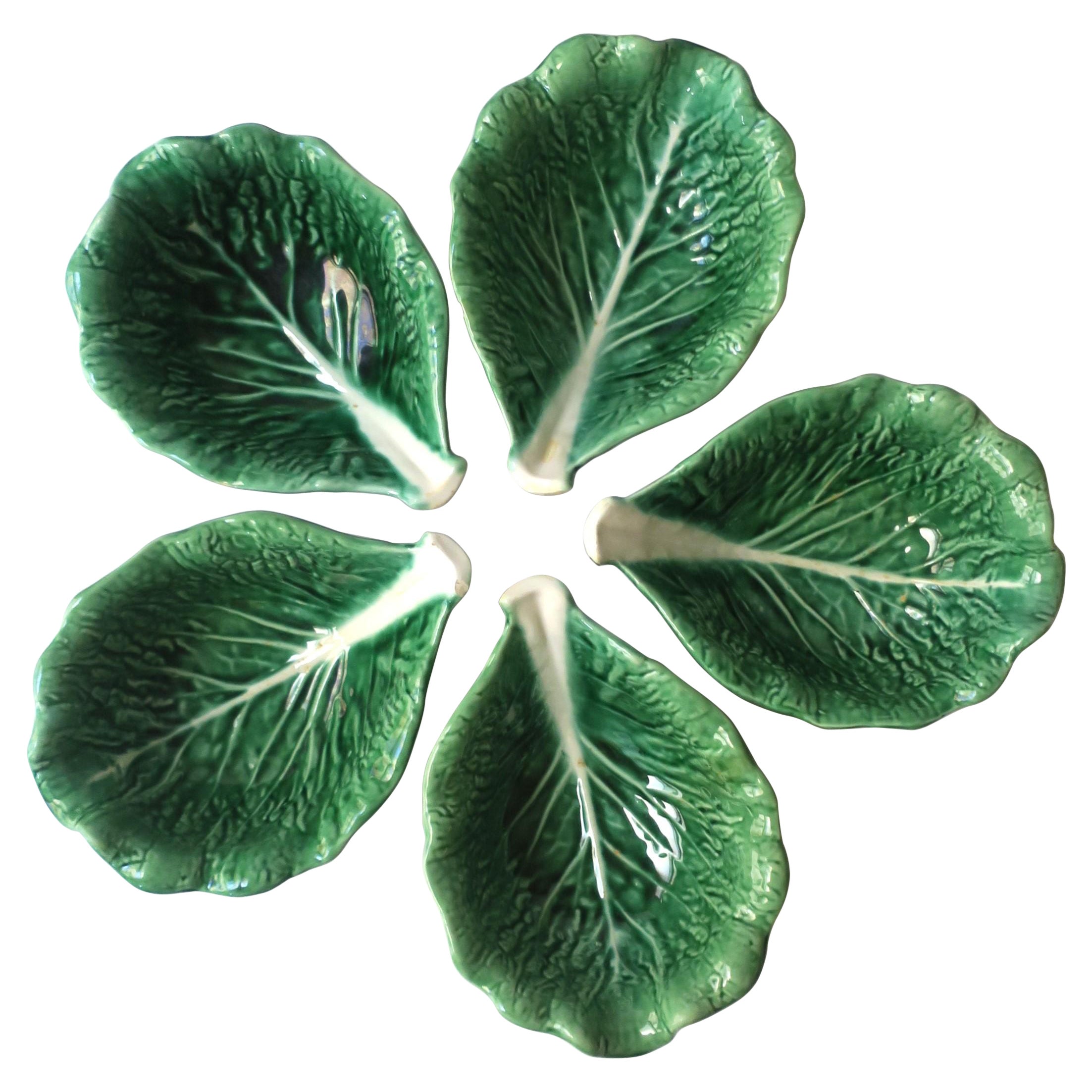 Grünes Servier- oder Dip-Schale aus Gefäß oder Cabbage-Blatt Servierschale im Trompe l'Oeil-Stil, 5 verfügbar