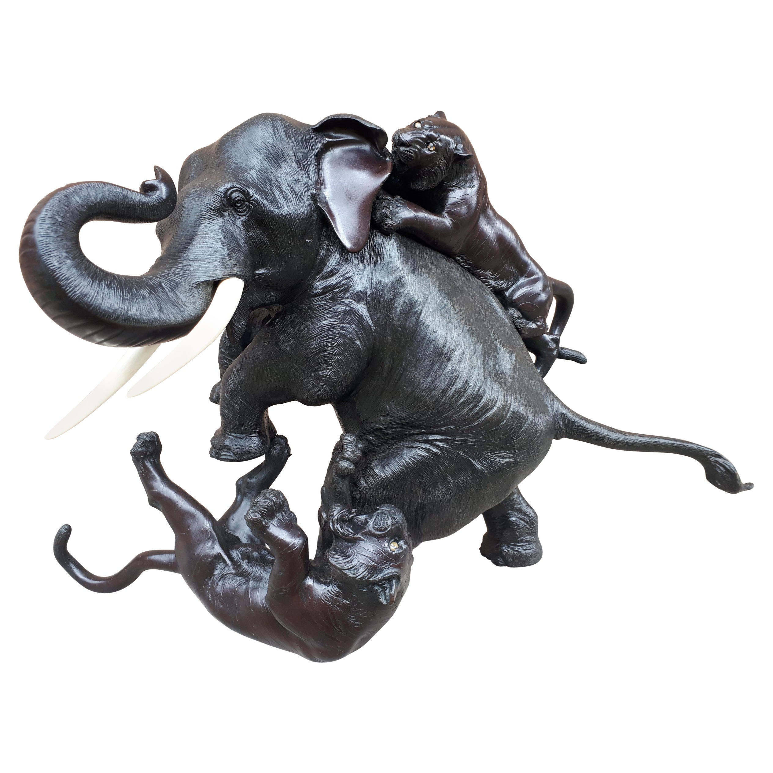 Okimono - Bronze Sculpture Of An Elephant Attacked By Tigers, Japan Meiji Era
