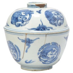 Antique Rare Chinese Porcelain Ming Period Wanli Kraak Lidded Jar 'Chilongs', ca 1600