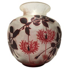 Antique Cristallerie de Pantin Vase Art Nouveau Decor Floral