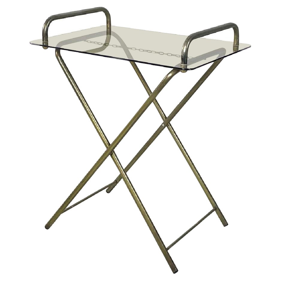 Table de service italienne moderne du milieu du siècle dernier, structure en laiton et plateau en cristal, années 1960 en vente