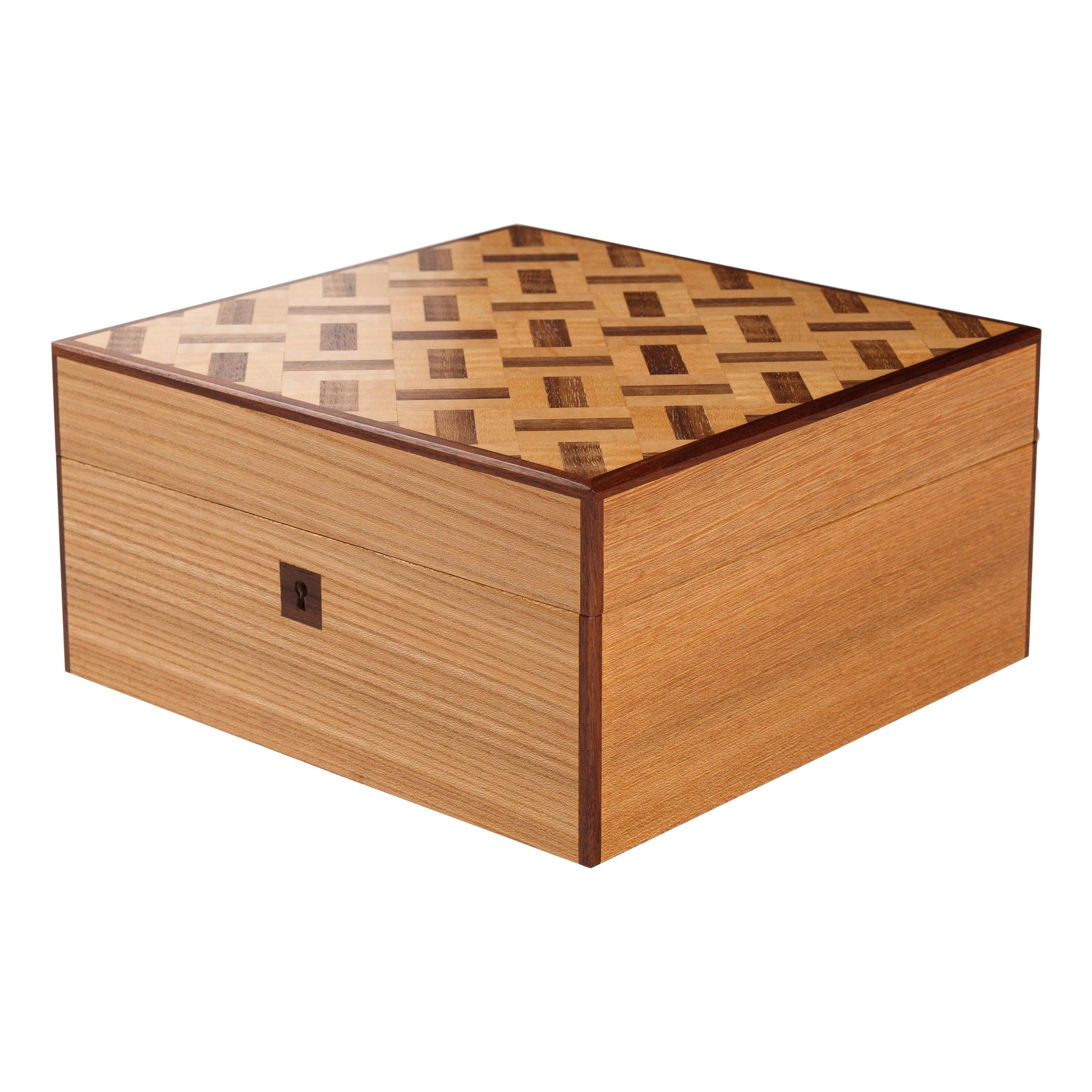 Watch Box in Scottish Elm with Maple and Walnut Basket-Weave Parquetry lid For Sale