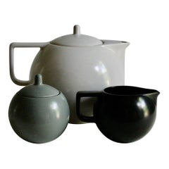 Vignelli Designs Sasaki Colorstone Tea Set