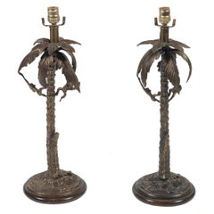 Paar Frederick Cooper-Tischlampen aus Messing, Affen in einem Palmenbaum