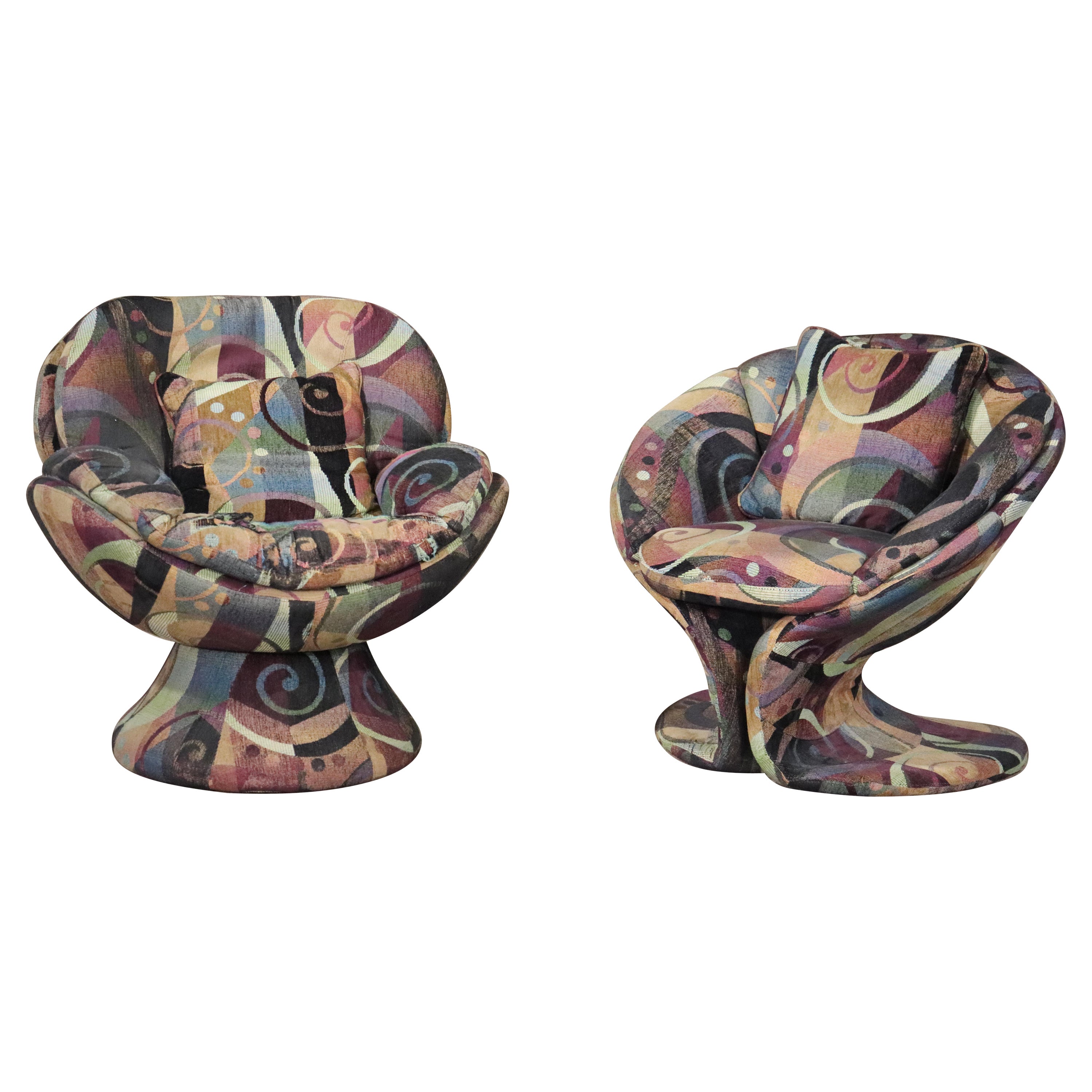 Chaises sculptées du milieu du siècle en vente