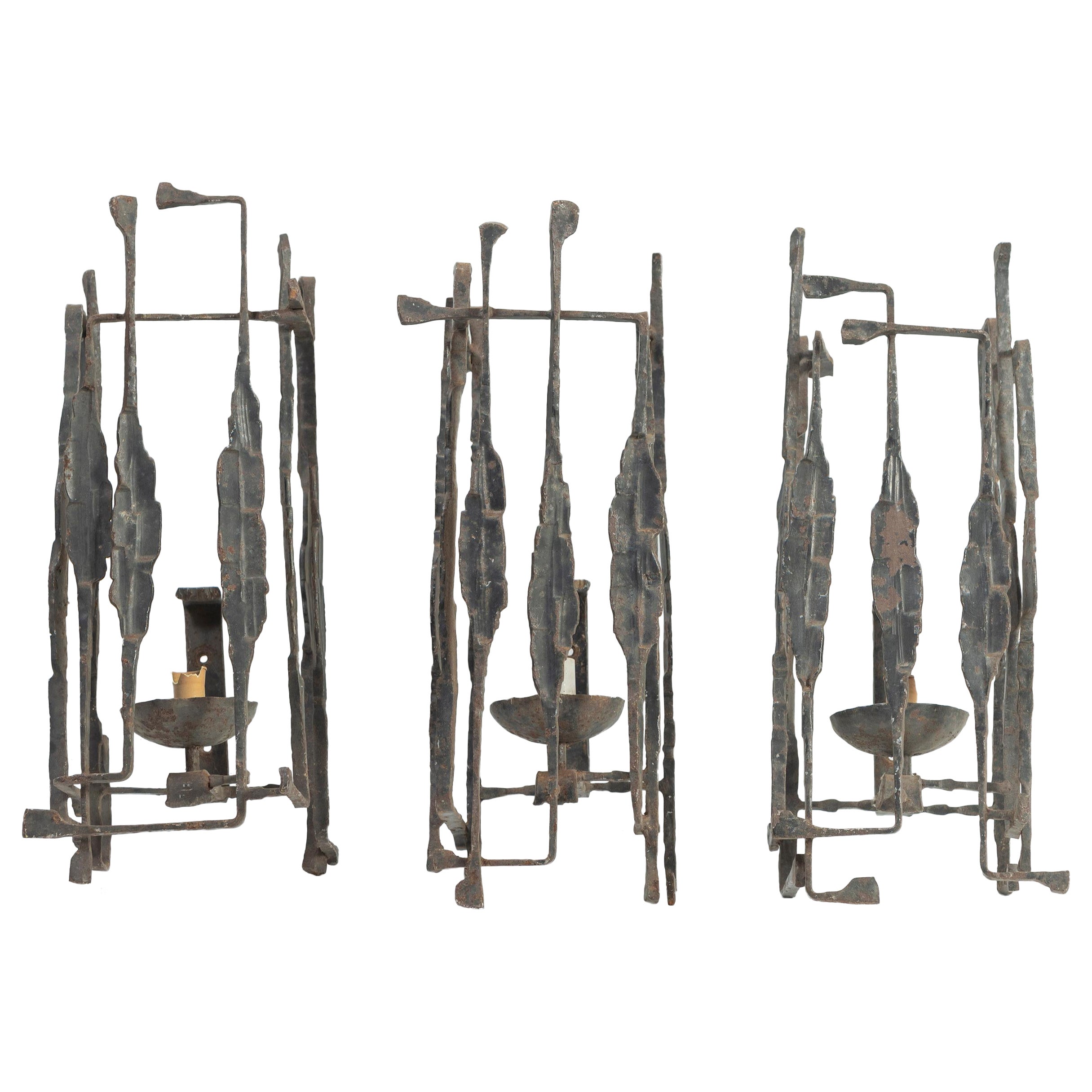 Five Vintage Brutalist Candle Sconces of Wrought Iron, Italian, 1970s For Sale