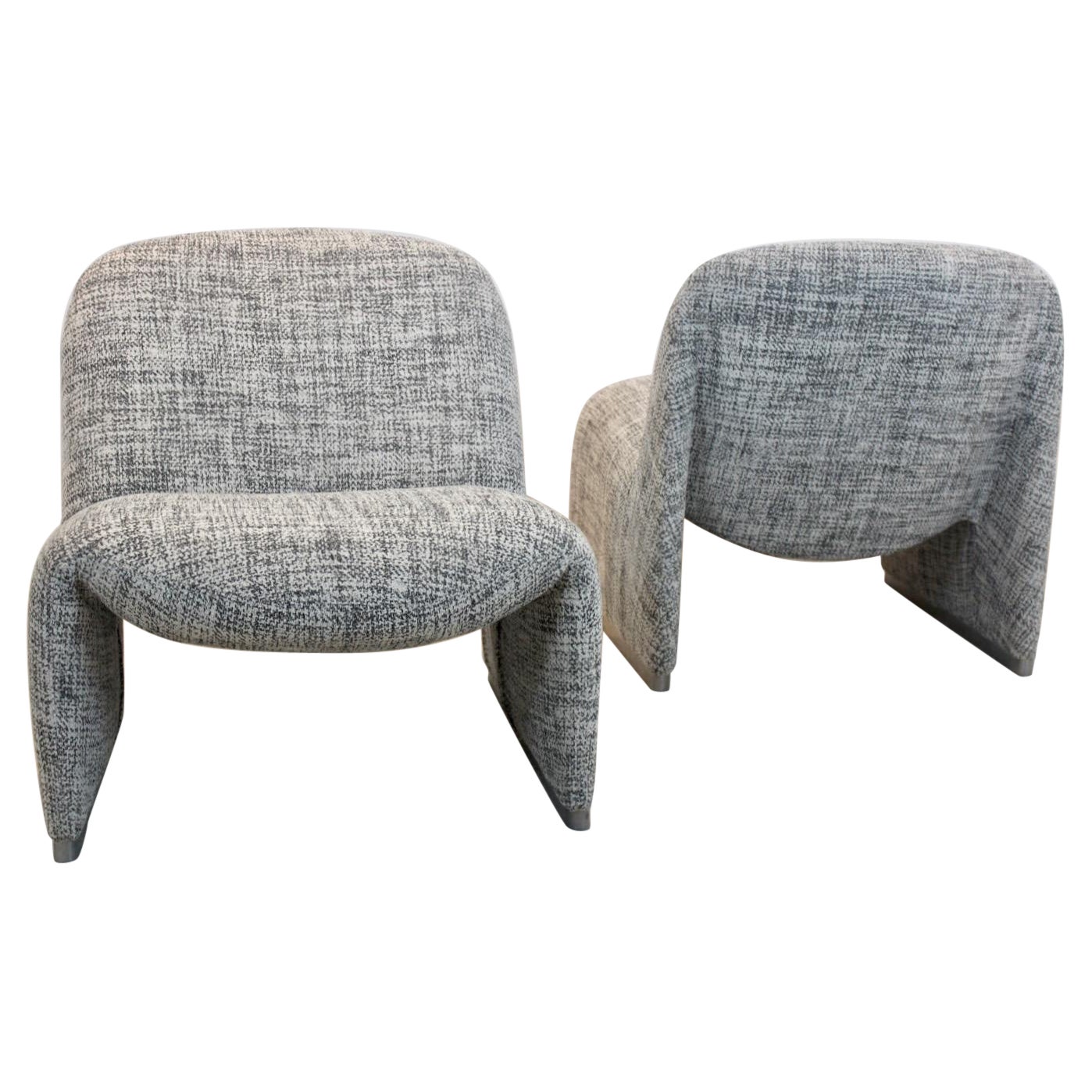 Exquisite Pair of Artifort Alky Chairs by Giancarlo Piretti