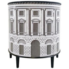 Meuble de rangement Demi Lune dans le style de Fornasetti