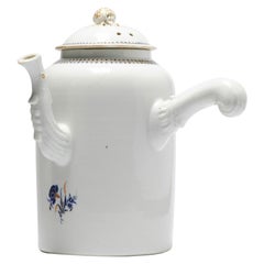 Antique Large Chocolate Pot Qing Chinese Porcelain Chine de Commande, 18th Cen