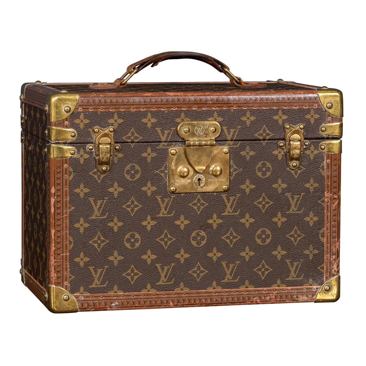1950s Louis Vuitton Train Case  Louis vuitton suitcase, Louis vuitton  trunk, Louis vuitton mm